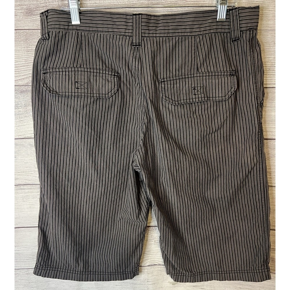 Avirex men's 34 skater board shorts Striped‎ Cotton Grunge Streetwear Sporty - Picture 2 of 5